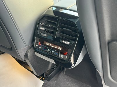 صورة مصغرة 39 لـ 2022 BMW IX