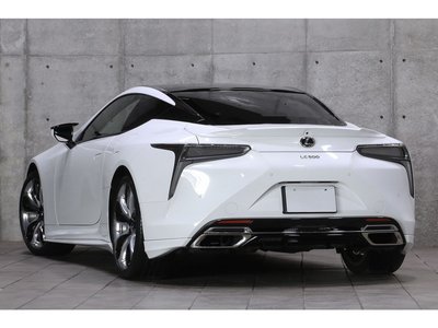 LEXUS LC - 10