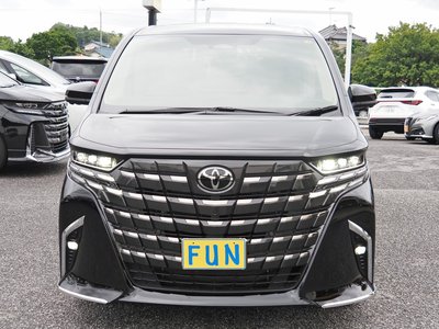 2025 TOYOTA ALPHARD — фото 2