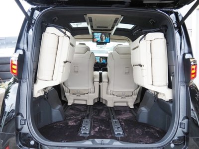 2025 TOYOTA ALPHARD — миниатюра 39