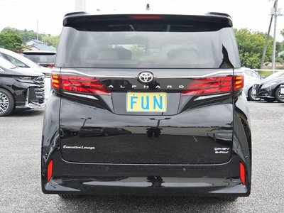 2025 TOYOTA ALPHARD — фото 7