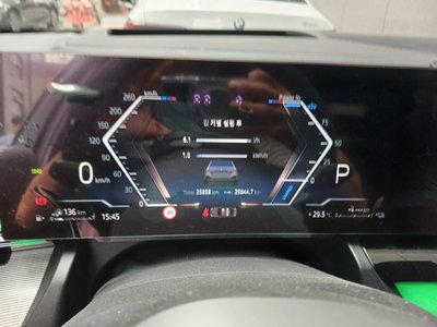 2025 BMW 5 SERIES 照片 8