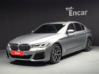 BMW 5 SERIES - 1