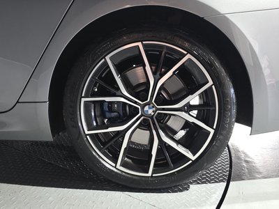 BMW 5 SERIES - 8