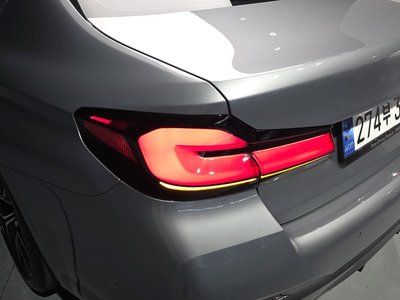 BMW 5 SERIES - 10