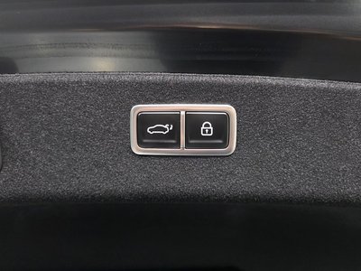 2024 Genesis G80 (RG3) thumbnail 38