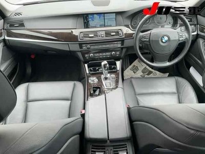 BMW BMW 5 SERIES - 8
