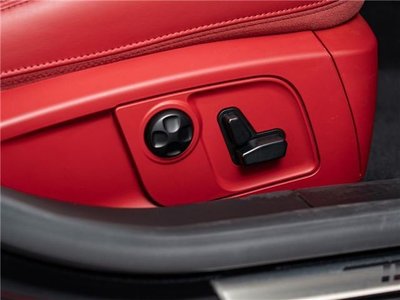 صورة مصغرة 30 لـ 2018 Maserati QUATTROPORTE