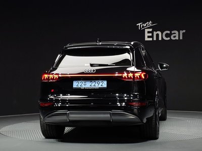 AUDI Q6 E-TRON - 3