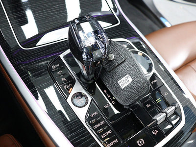 BMW X7 - 8