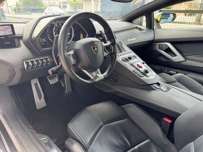 LAMBORGHINI AVENTADOR - 7