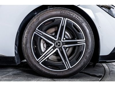 صورة مصغرة 22 لـ 2023 Mercedes-BENZ EQE