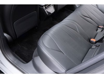 صورة مصغرة 46 لـ 2023 Mercedes-BENZ EQE
