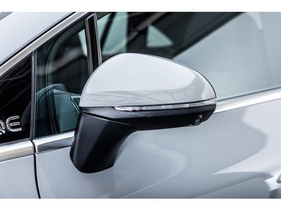 صورة مصغرة 16 لـ 2023 Mercedes-BENZ EQE
