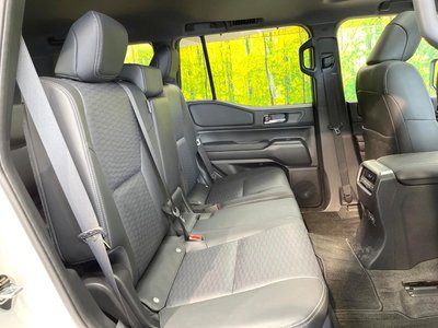 TOYOTA LAND CRUISER 250 - 9
