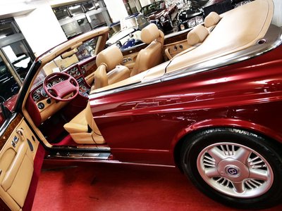 صورة 64 لـ 1996 Bentley AZURE