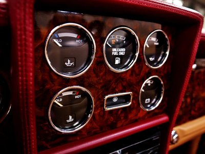 صورة 72 لـ 1996 Bentley AZURE