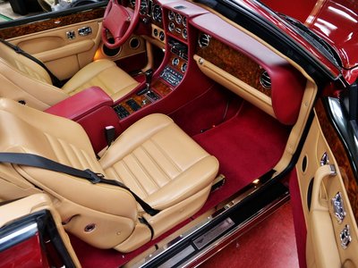 صورة 67 لـ 1996 Bentley AZURE