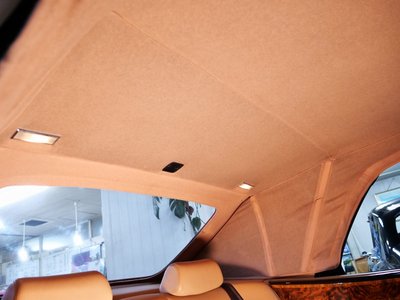 صورة 76 لـ 1996 Bentley AZURE