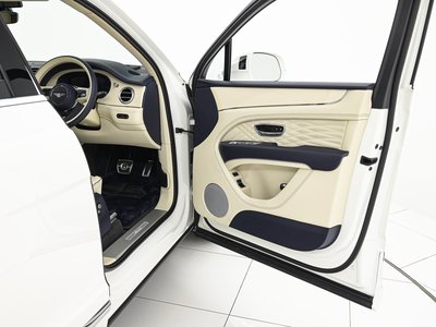 BENTLEY BENTAYGA - 8