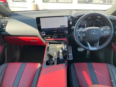 صورة 2 لـ 2025 Lexus NX