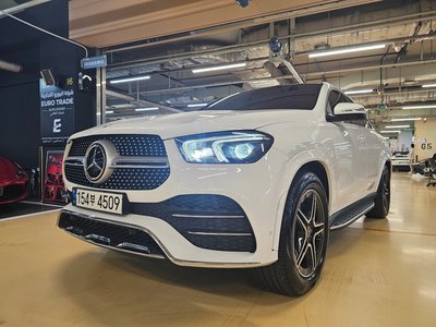 صورة 1 لـ 2021 Mercedes-BENZ GLE