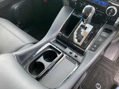 صورة مصغرة 36 لـ 2023 Toyota ALPHARD