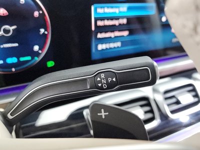 MERCEDES-BENZ GLS - 9