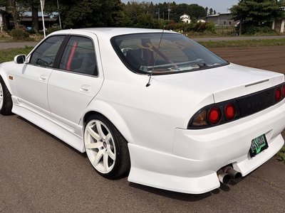 1995 Nissan SKYLINE 照片 6