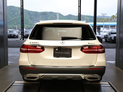 MERCEDES-BENZ E-CLASS - 7