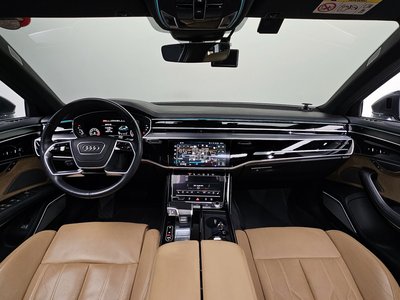 AUDI A8 - 5