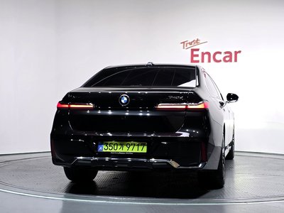 2025 BMW 7 SERIES — фото 4