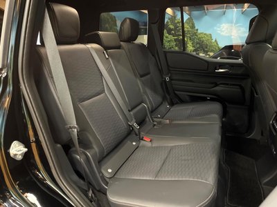 TOYOTA LAND CRUISER 250 - 10