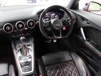صورة مصغرة 25 لـ 2018 AUDI TT RS COUPE
