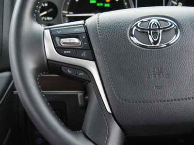 2018 Toyota LAND CRUISER 200 缩略图 38