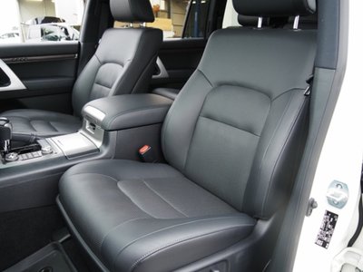 2018 Toyota LAND CRUISER 200 缩略图 23