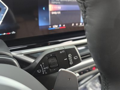 2025 BMW X5 — миниатюра 29