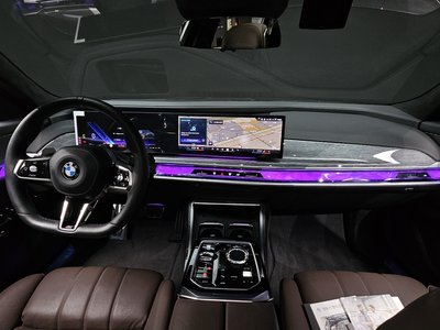 صورة 5 لـ 2023 BMW 7 SERIES