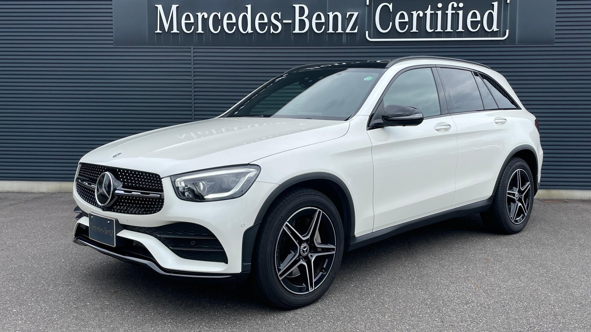 MERCEDES-BENZ GLC - View 1