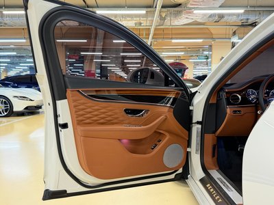 2020 Bentley FLYING SPUR photo 10