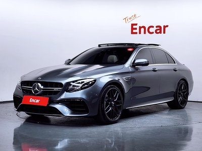 MERCEDES-BENZ E-CLASS - 1