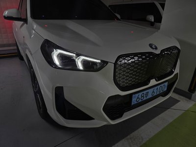 BMW IX1 - 2