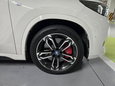 BMW IX1 - 7