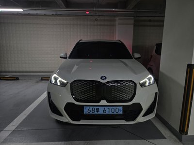 BMW IX1 - 4