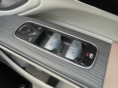 2024 Mercedes-BENZ EQS thumbnail 14