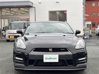 NISSAN GT-R - 4