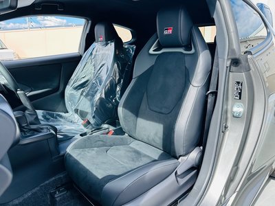 2026 Toyota GR YARIS thumbnail 38