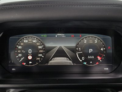 LAND ROVER DEFENDER - 8