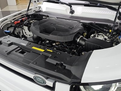 LAND ROVER DEFENDER - 7