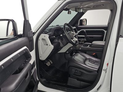 LAND ROVER DEFENDER - 10